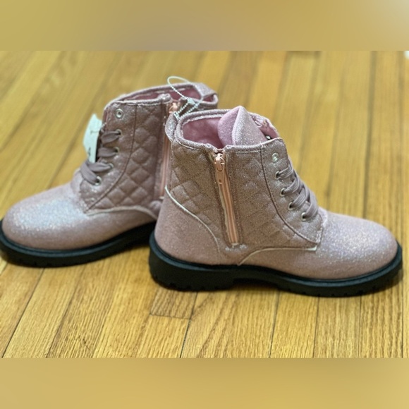 GIRLS PINK SPARKLY BOOTIES - Picture 2 of 3
